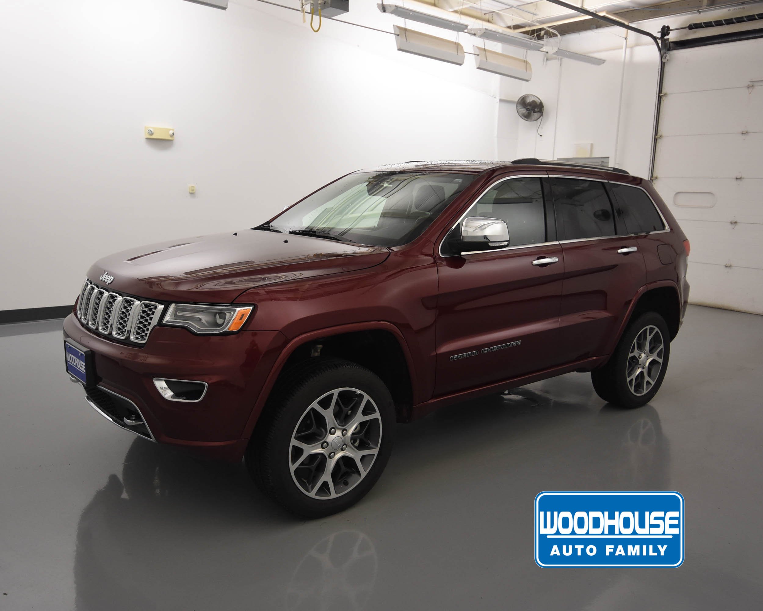 Pre Owned 2019 Jeep Grand Cherokee Overland 4wd