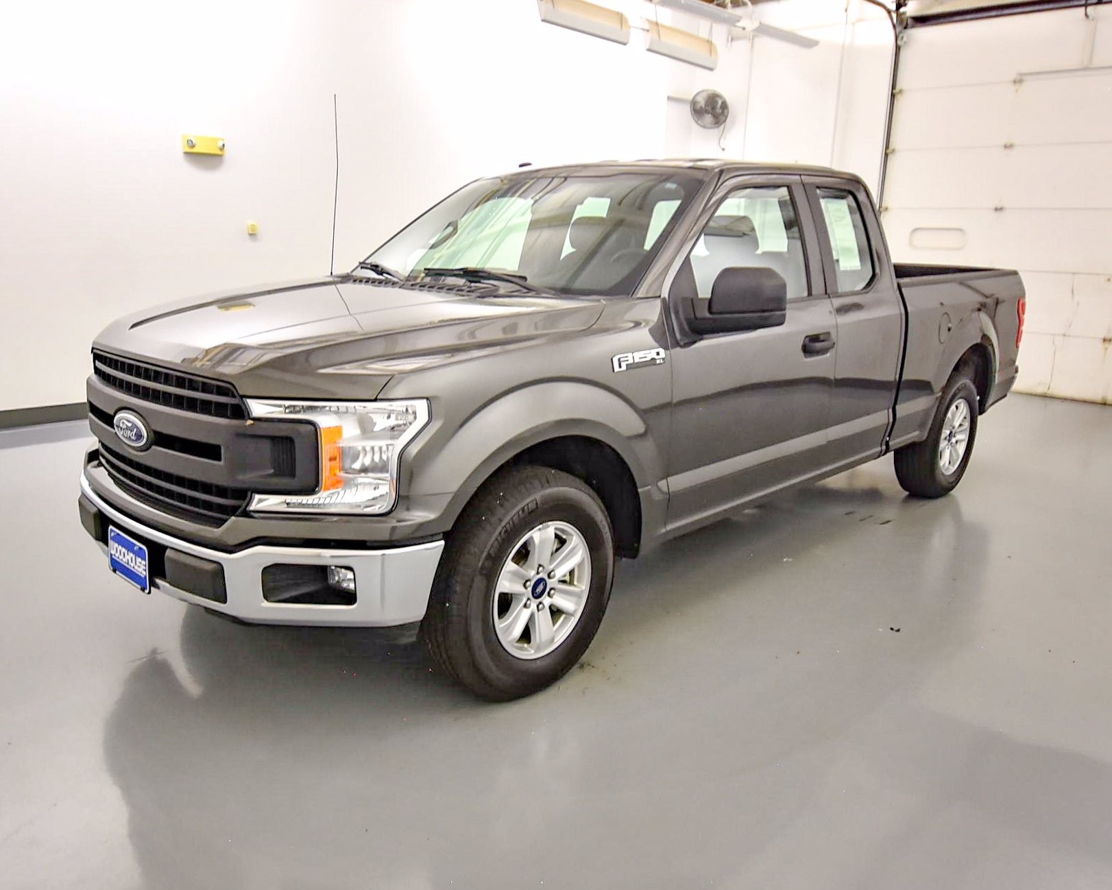 Pre-Owned 2018 Ford F-150 XL SB RWD Extended Cab Pickup