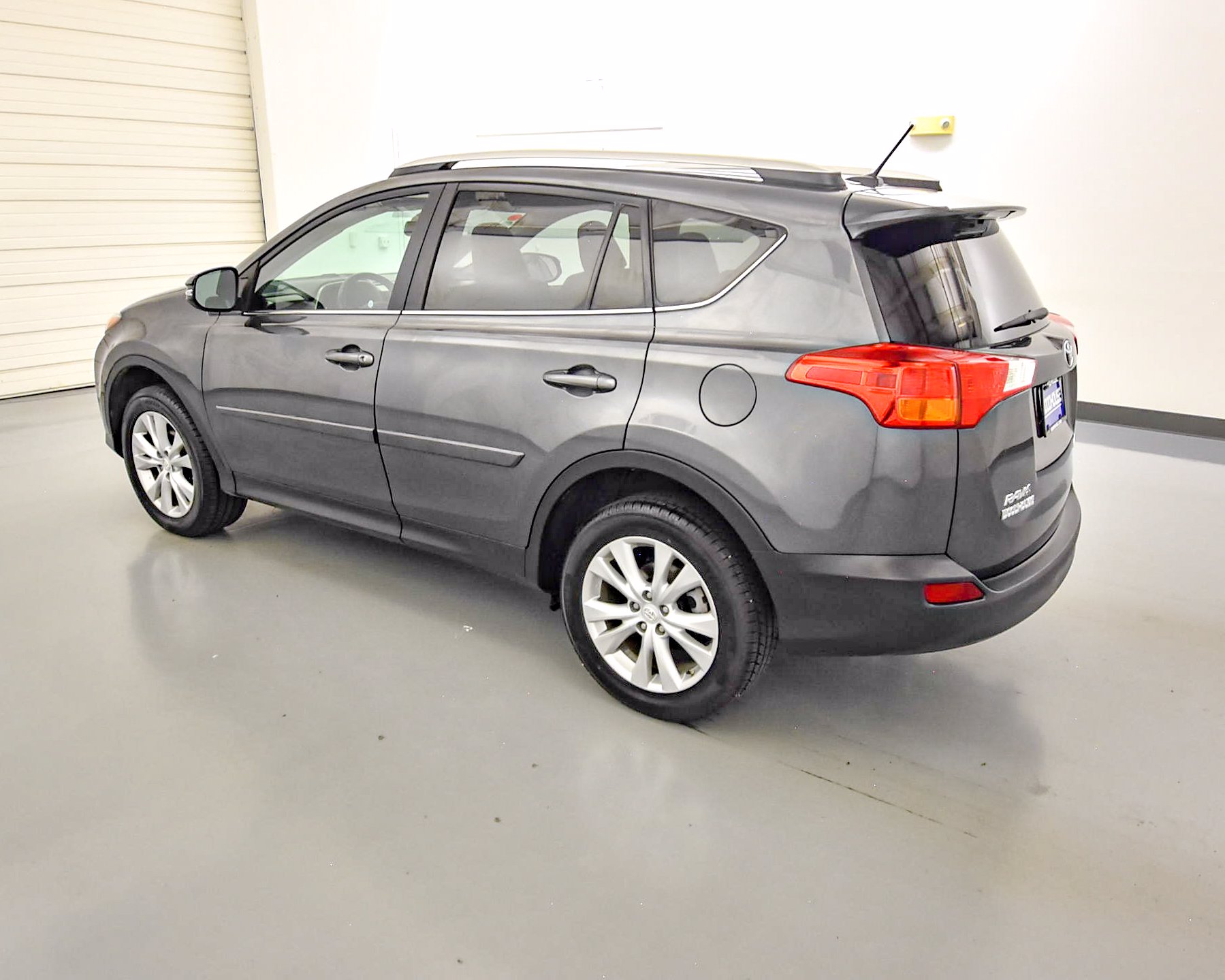 Pre-Owned 2014 Toyota RAV4 Limited With Navigation & AWD