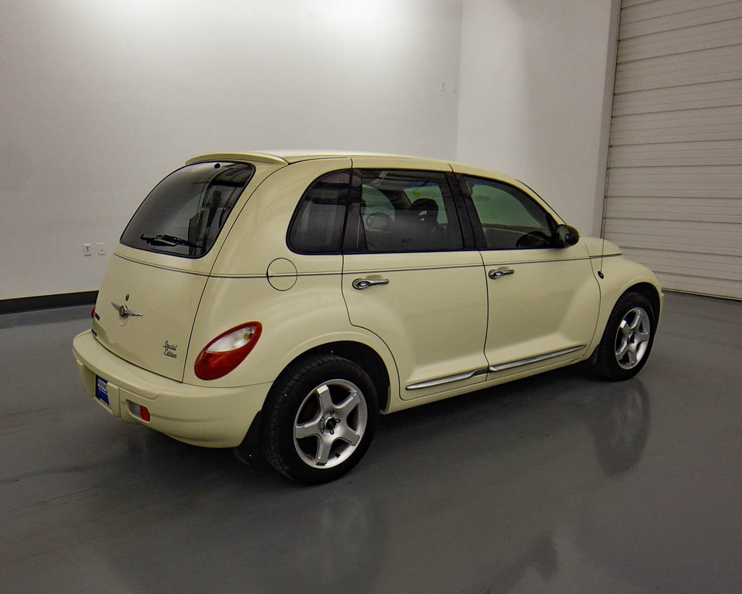 Pre-Owned 2007 Chrysler PT Cruiser TOURING FWD 4dr Car