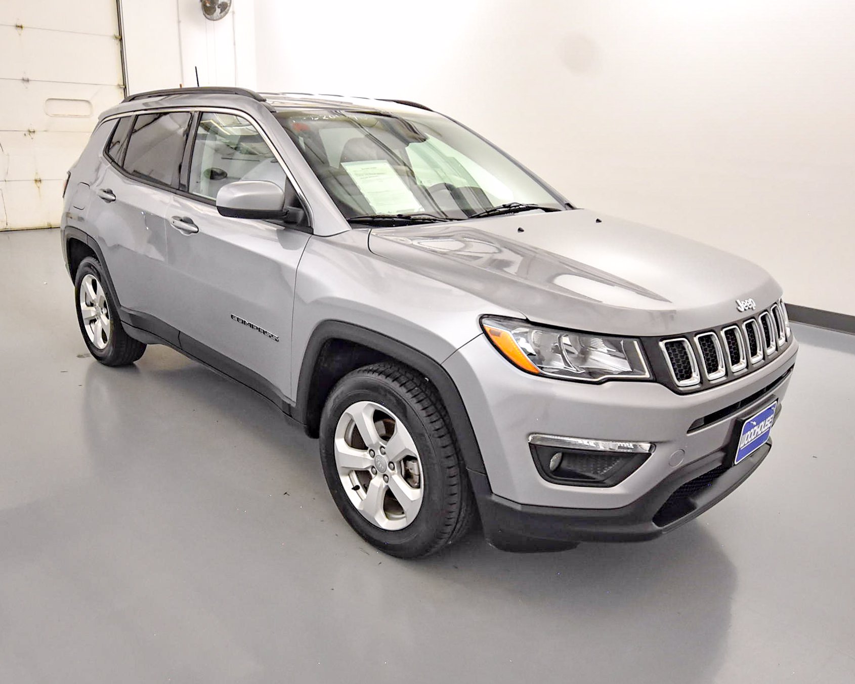 PreOwned 2017 Jeep Compass Latitude 4WD