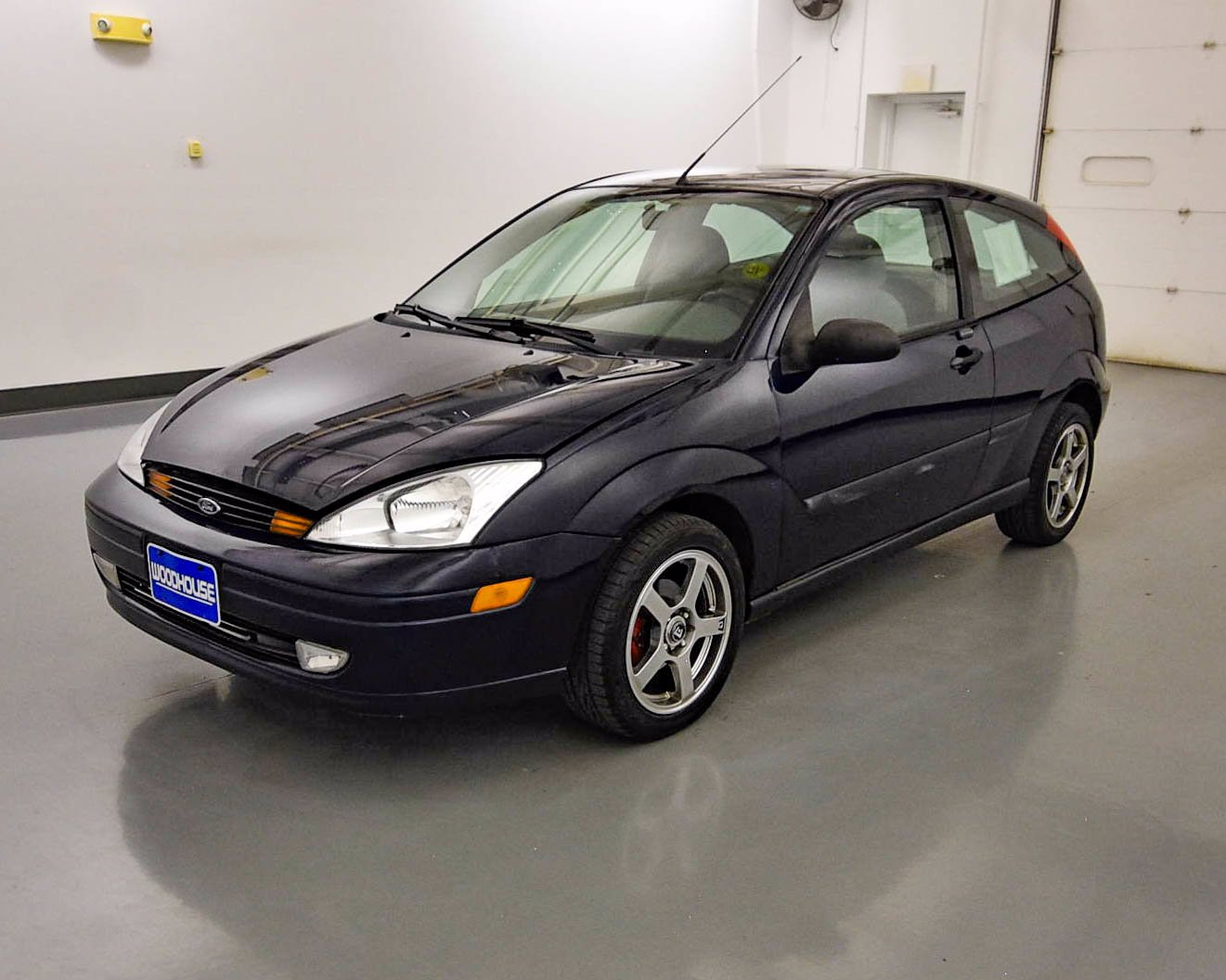 Pre-Owned 2002 Ford Focus ZX3 FWD 2dr Car