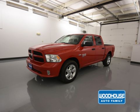 New 2019 RAM 1500 Classic Trades Sb